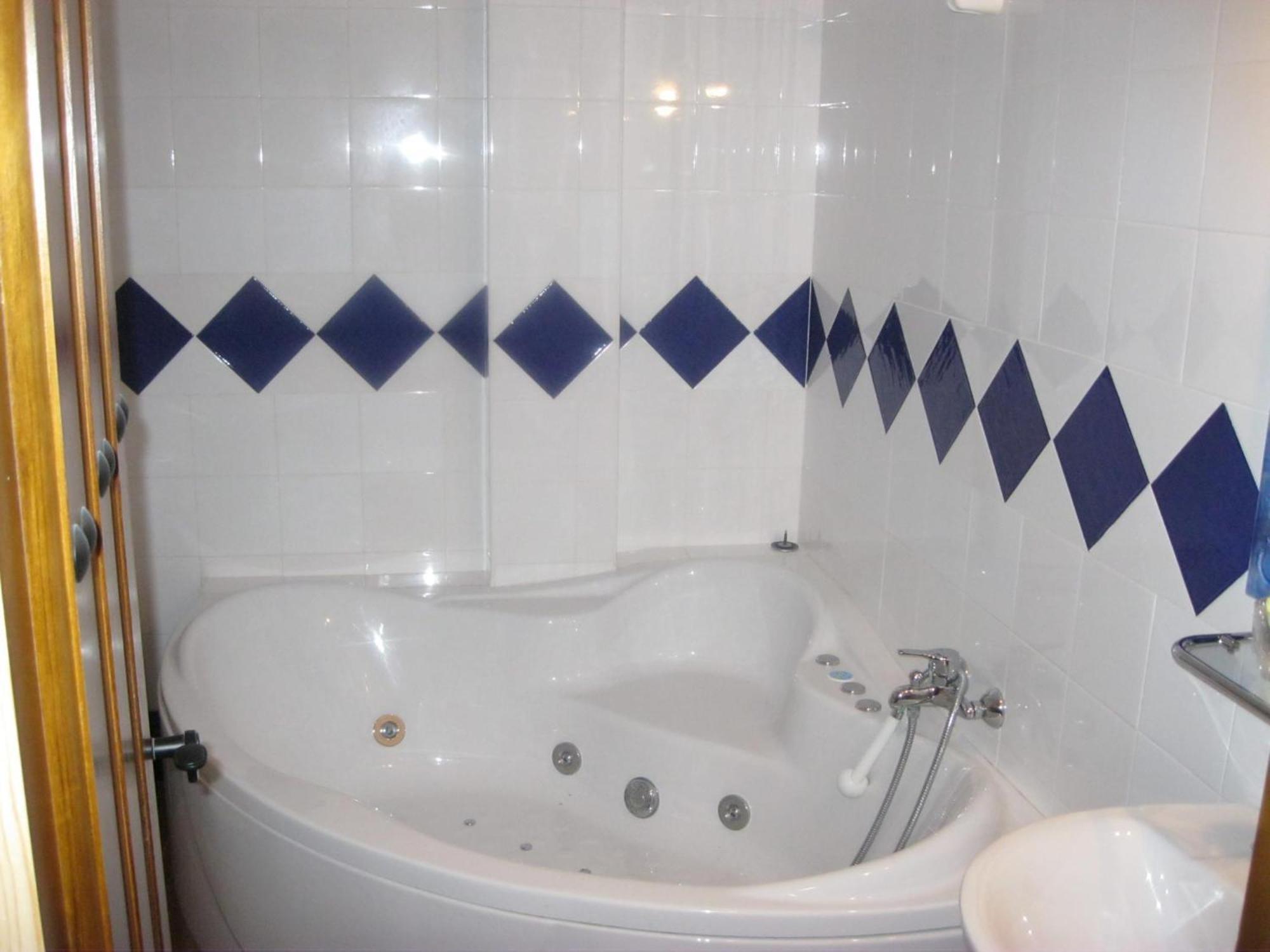 Hotel San Julian Burunchel Bagian luar foto