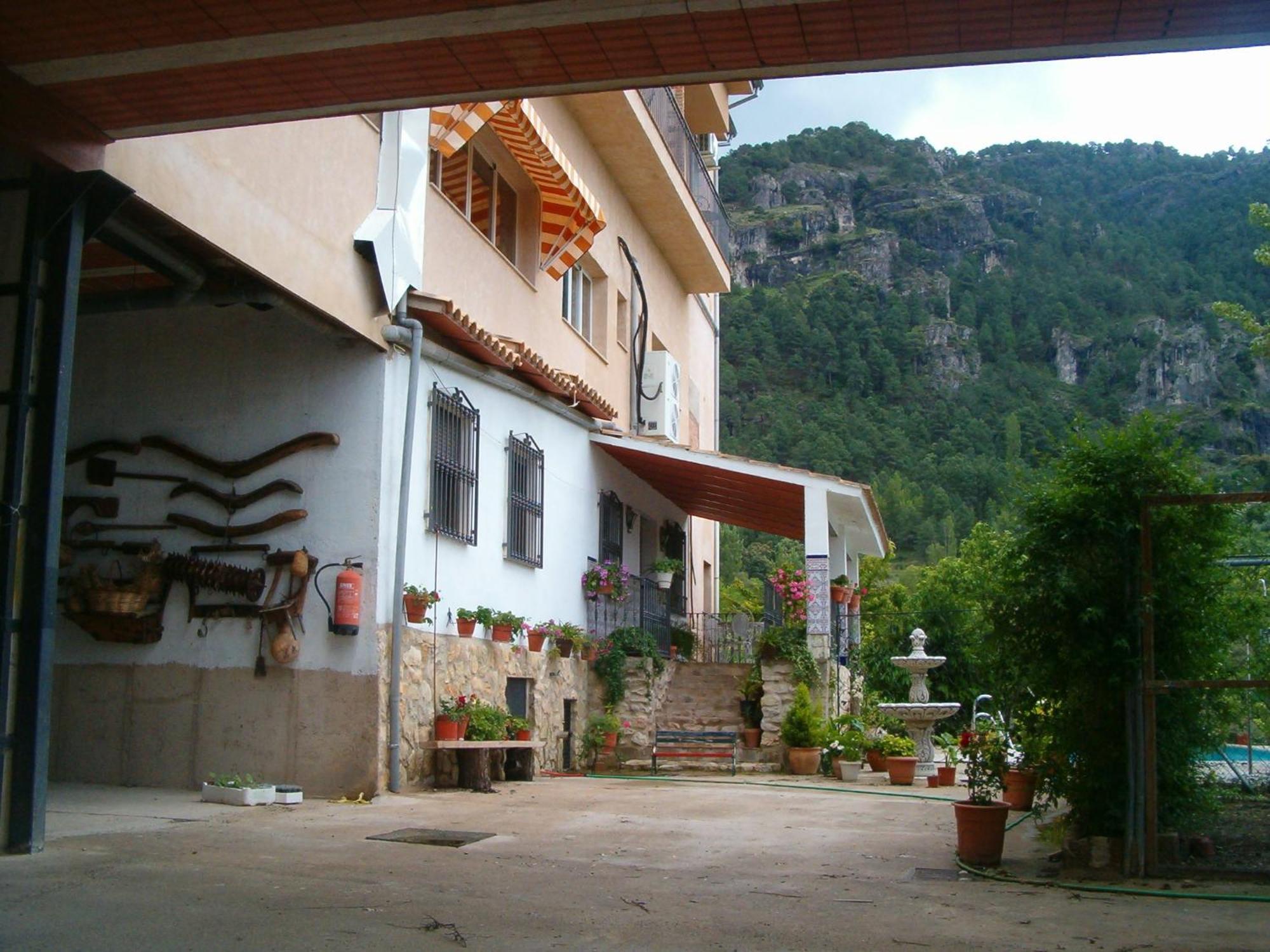 Hotel San Julian Burunchel Bagian luar foto