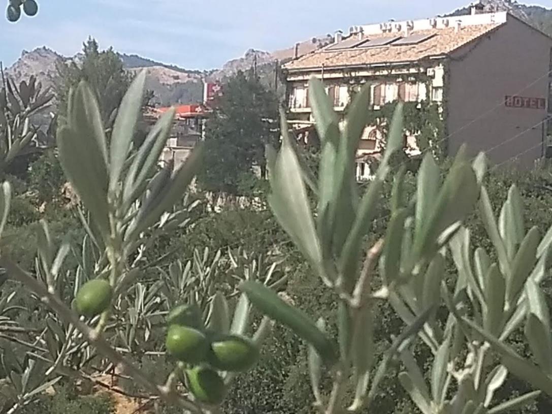 Hotel San Julian Burunchel Bagian luar foto